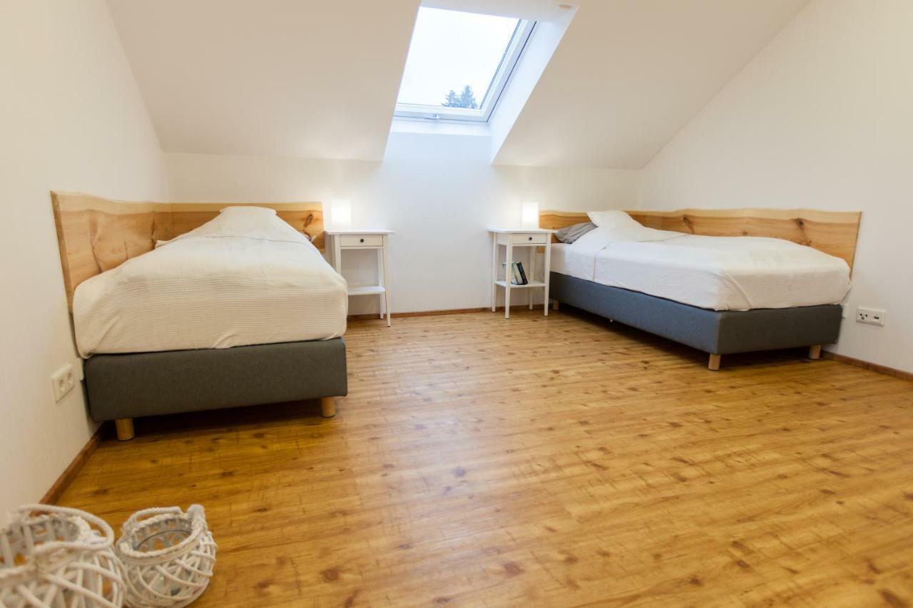 Dorf Alm Ferienwohnung Schwalmtal  Exterior foto